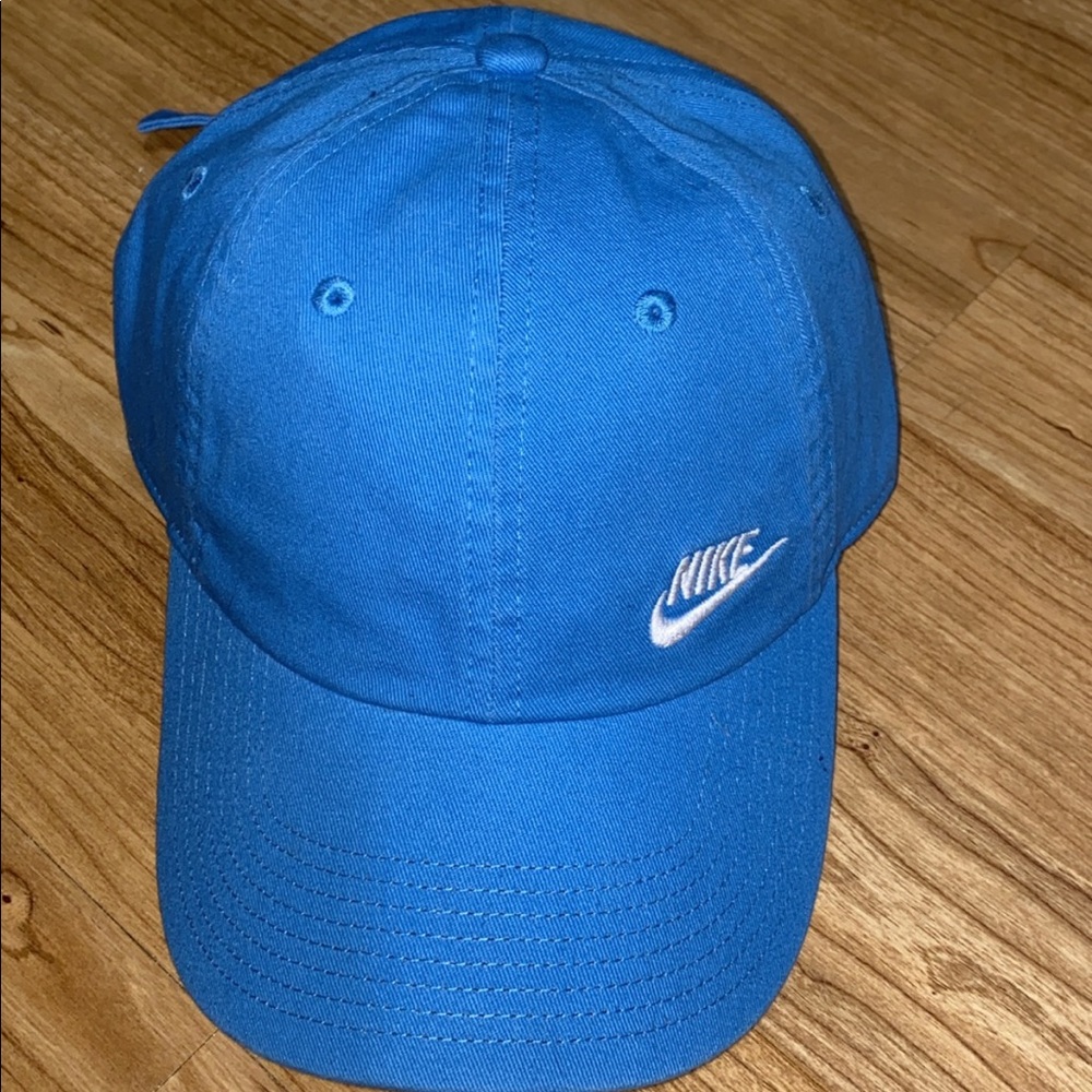 Nike sky blue cap